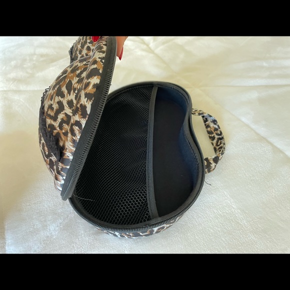 Travel Bra Case - Picture 6 of 9